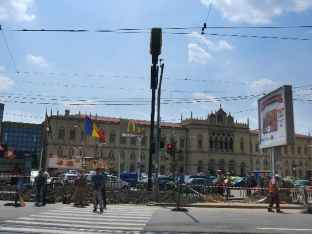 マクドナルドを発見。知ってる店を見つけるとちょっと安心