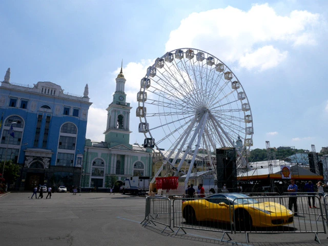 キエフのポディール地区の観覧車。原発事故で無人となったプリピャチ市には、オープン予定だった遊園地の観覧車が今も残されているという……