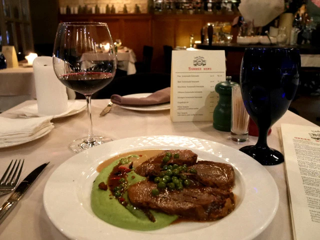 オシャレなレストランでディナーしても千円！