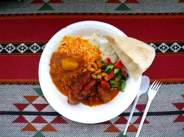 フモス(ひよこ豆のペースト)やババガヌーシュ(ナスのディップ)など、アラブ料理は美味しい!