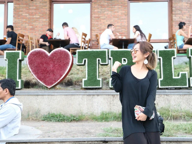 旅人マリーシャの世界一周紀行：第１９３回「世界一親切な国民・イラン人はジョージアに夢を求めてやってきていた！」