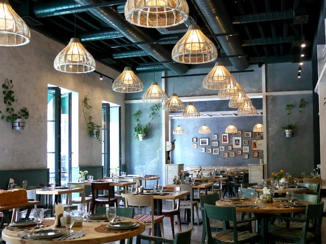 この街一番人気のレストランはさすがオシャレ