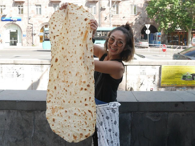 アルメニアのソウルフード「ラヴァシュ」は、2014年にユネスコ世界無形文化遺産に登録されたんだって!