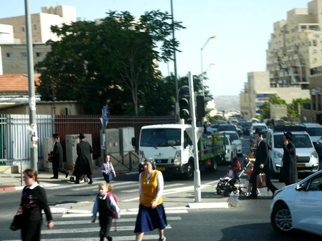 イスラエルの朝の街中の様子。さよならイスラエル