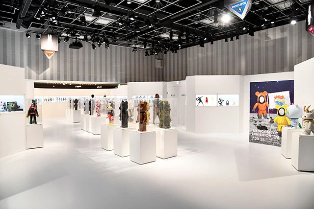 今年も数多くのコラボフィギュアを発表 medicom toy exhibition 19 フォトレポート 19年8月6日 Biglobeニュース 今年も数多くのコラボフィギュアを発表 medicom toy exhibition 19 フォトレポート 19年8月6日 Biglobeニュース