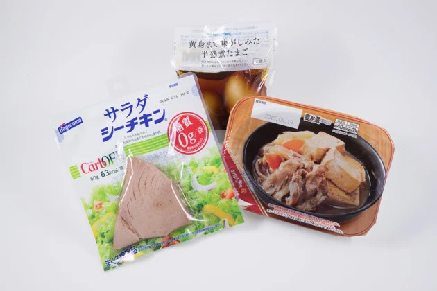 肉豆腐&煮たまご+サラダシーチキン。肉豆腐にサラダシーチキンと煮たまごをプラス。一品で満腹のつまみが完成