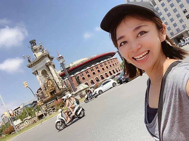 エスパーニャ広場にあるラス・アレナス ショッピングモールは元闘牛場