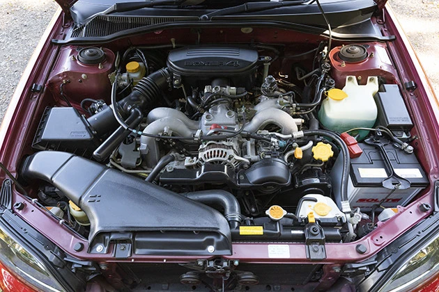 新設定された２.５リットルのＮＡエンジンは１７０ＰＳ。２リットルターボは２８０ＰＳ