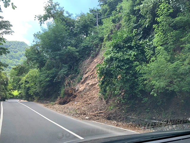 スンギギには地震被害が未だたくさん残っている