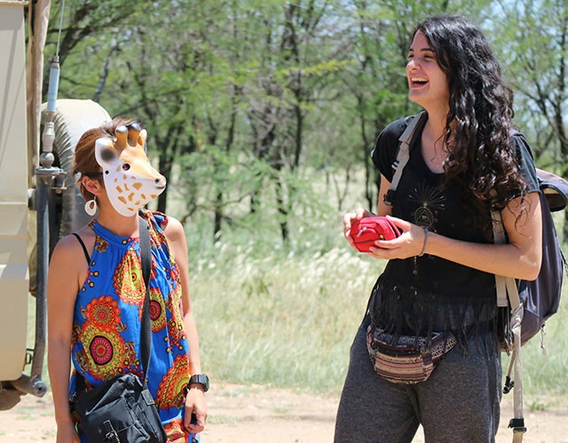 同じくサファリで出会った長身美人のアナと