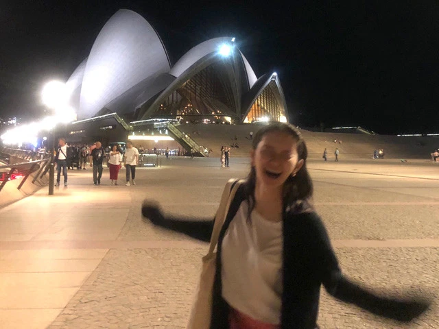 市川紗椰が初シドニーで廃線になったモノレールを発見「『パワーレンジャー』ファンの間では聖地化していたようです」