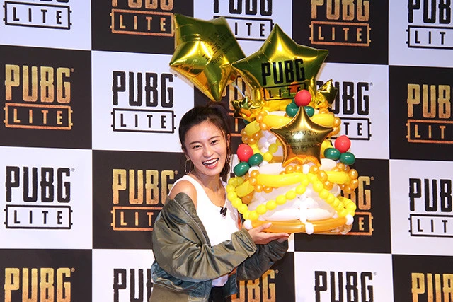 人生で初めての風船ケーキでお祝い