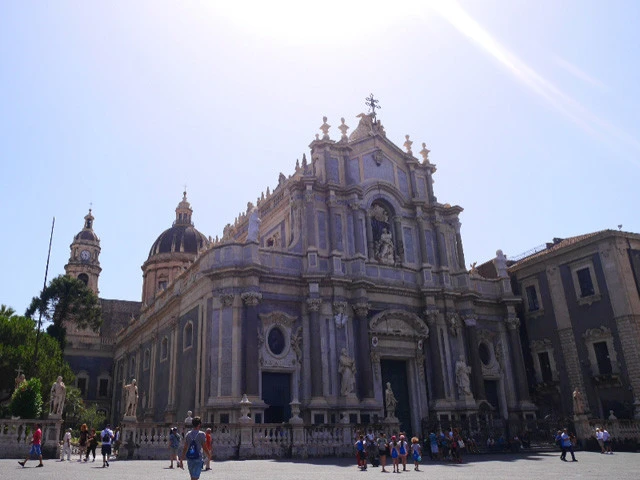 美しいバロック様式のサンタアガタ大聖堂