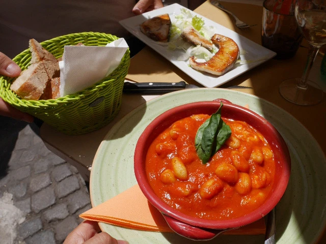 ランチにニョッキをいただく