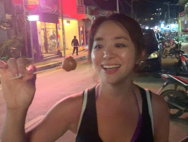 サロメ。串の先端に刺してのチュッパチャプス型