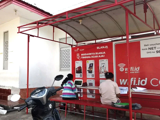 オープンエアーなWi-Fiスポット