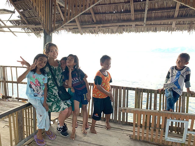 マウメレの子供たち。挨拶したら一気に集まってきた!