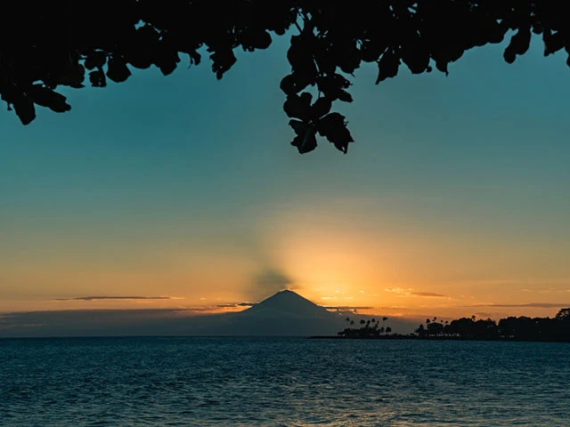 ロンボク島スンギギのサンセット(撮影/中村ステフェン)