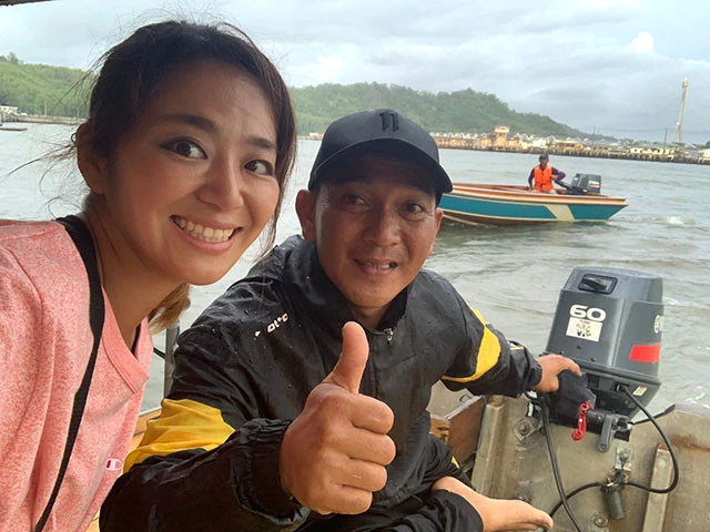 お父さんは水上タクシーの運転手