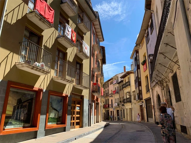 人気の少ない路地裏