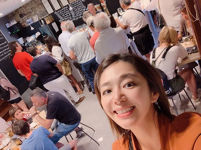 「Ｃａｓａ　Ｕｒｏｌａ」の賑わう店内