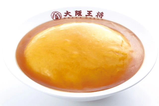 大阪王将。全国同じ醤油餡で提供。具は入れず、卵とご飯のみとこだわりが感じられる一品
