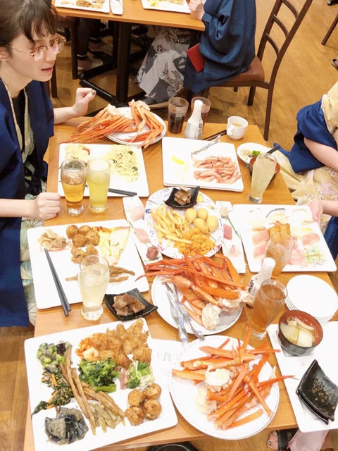 市川紗椰がたどりついた「ビュッフェ」の新スタイル"アレンジ食い"