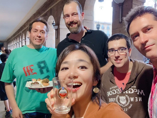 とりあえず、最初にそろったみんなで乾杯!