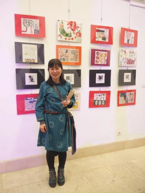 あお木たかこさんの個展にて