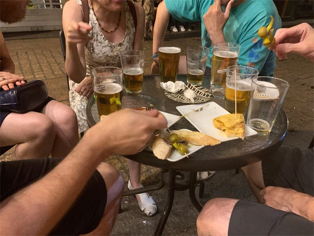 飲んだ後のシメのピンチョス