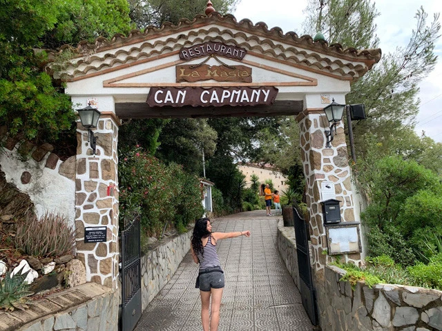 バルセロナの郊外にある、雰囲気の良いカタルーニャ料理レストラン