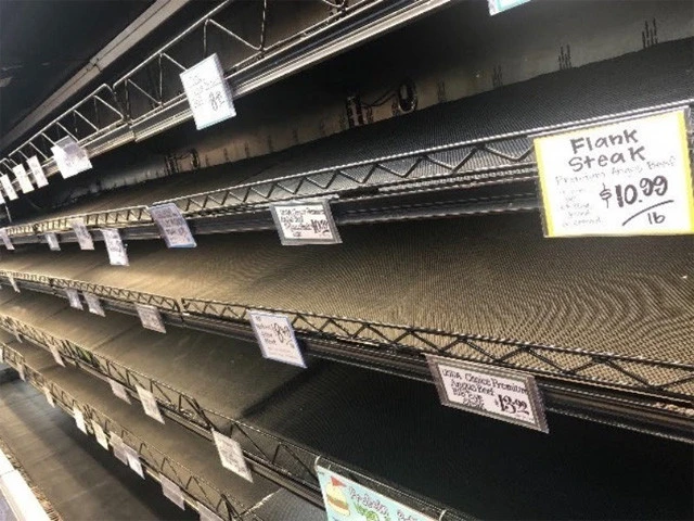 マーケットの品物は完売状態(写真提供:友人)