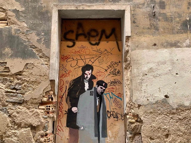 街中がアートにあふれている