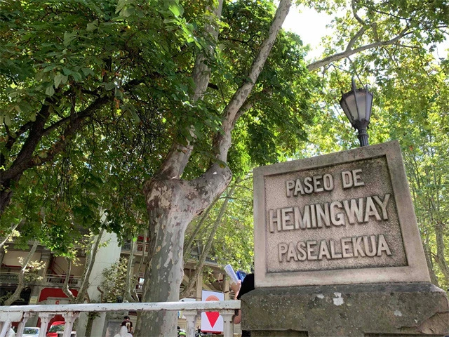 ヘミングウェイの散歩道