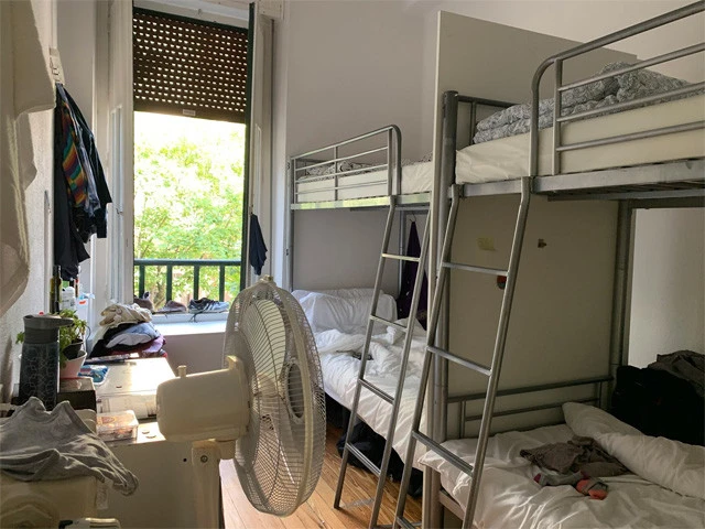 男女ミックスのドミトリー部屋