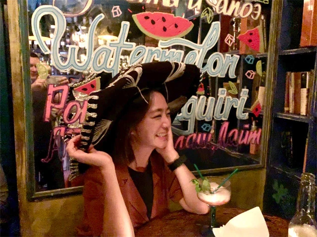 ソンブレロをかぶる私。トルヤとの温度差...