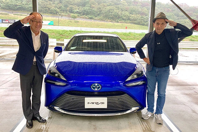 ２代目試乗 開発トップを直撃 水素カー トヨタ ｍｉｒａｉ の逆襲 ライフ 文化 ニュース 週プレnews 週刊プレイボーイのニュースサイト