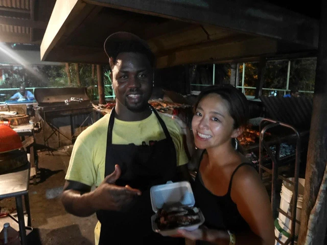 ジャークチキン、ゲット！