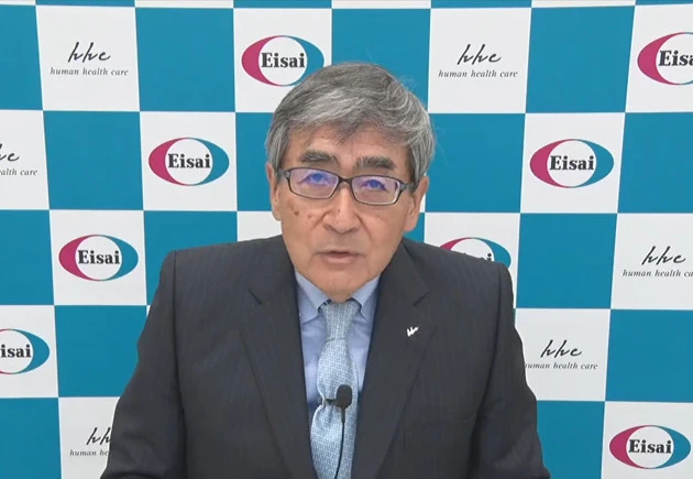 新薬の承認を受け、エーザイCEOの内藤晴夫社長は6月9日の会見で「アルツハイマー病の根本治療に近づくことができる」と語り、意欲を示した