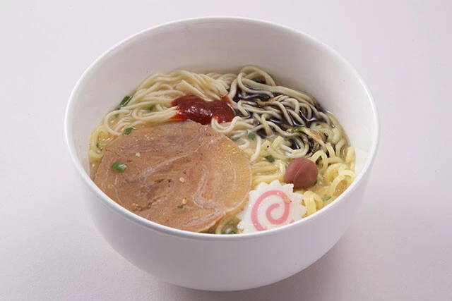 北と南のとんこつブレンド。辛みそも合う