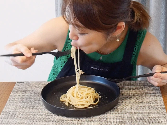 チュール、チュール、カチョ、チュール!