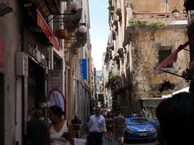 世界遺産ナポリ歴史地区スパッカナポリ