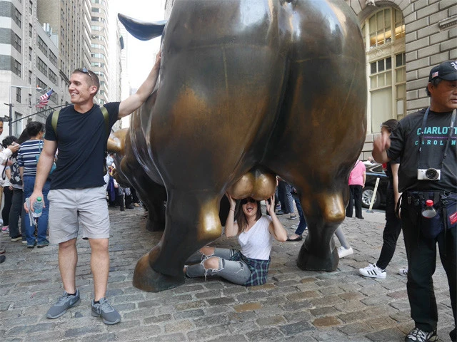 【画像：お尻側も大人気です！　キン運上がりそう！？