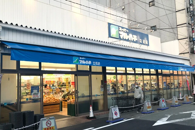 冷凍うどんと天ぷらで高得点。天ぷらうどんの材料が安くそろう