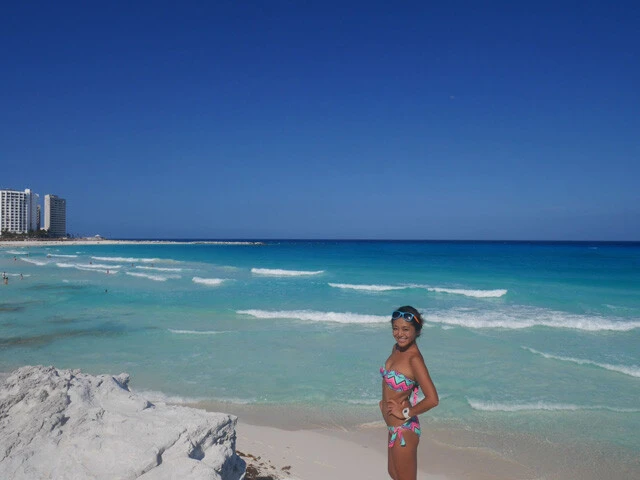 カンクンと言えばこの青い海よねー！　最高！　世界の中でも大好きな場所！