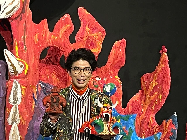 芸人・俳優・彫刻家の片桐仁