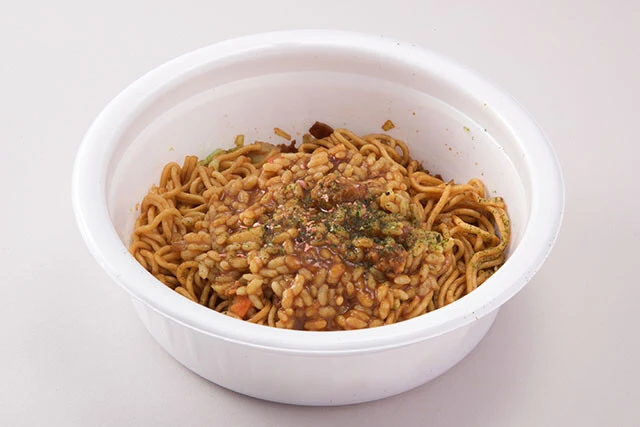 カレー風味そばめしに。ボリュームも満点