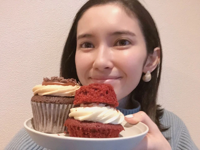 市川紗椰の"新・食べ方提案"「スパゲティの粉チーズは、何ものっていないフォークに振りかけます」