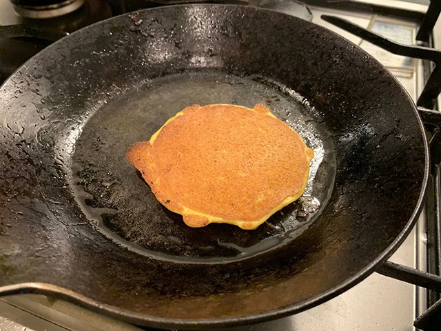 後日、ほぼ同じレシピでじゃがいもを1個にすると、パンケーキ感......