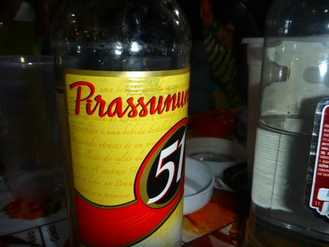 ポイント食材はもちろんカシャーサ「51」!